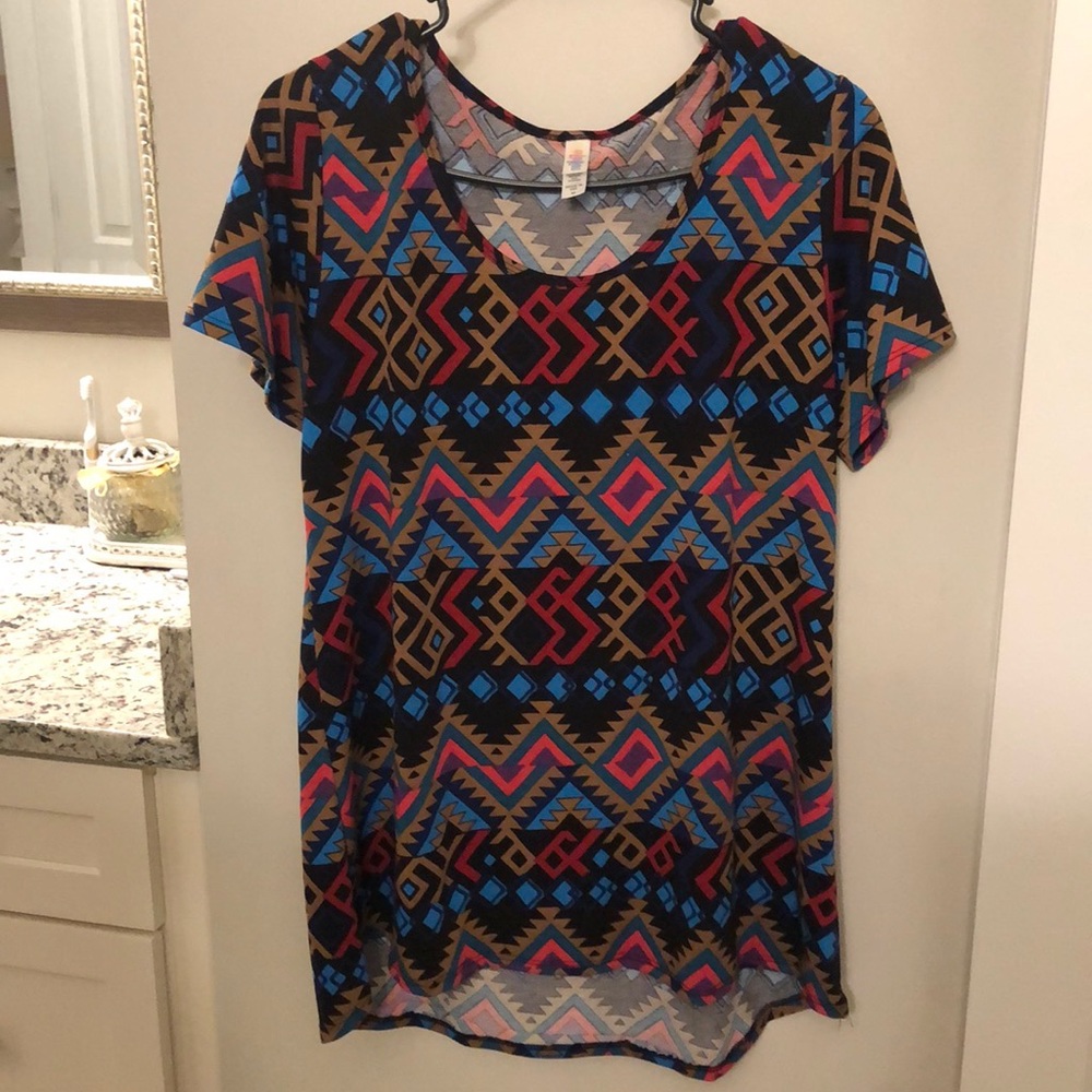 Lula Roe Classic T